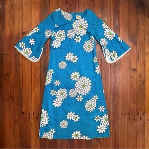 Vintage 1970s Polynesian Bazaar blue & white floral maxi dress w bell sleeves